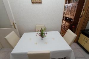 Apartments with parking space Sveti Filip i Jakov, Biograd - 19436