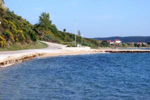 Apartments by the sea Rtina - Miocici, Zadar - 6210