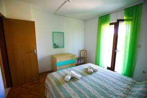 Family-friendly apartments with swimming pool Nin, Zadar - 6560