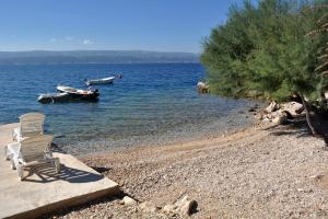 Apartments by the sea Zavode, Omis - 1022