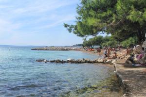 Apartments by the sea Duce, Omis - 8633