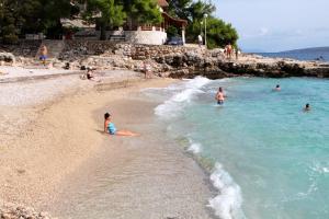 Apartments by the sea Ivan Dolac, Hvar - 8700