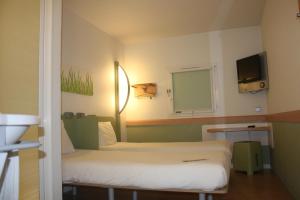 Hotels Ibis budget Issoire : photos des chambres