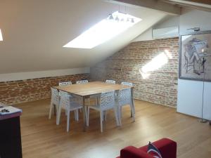 Appartements Les Toits du Capitole - Loft de standing 60 m2 - Parking en option : photos des chambres