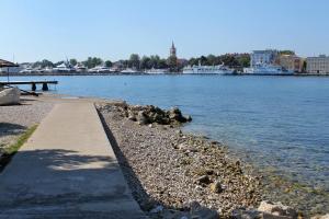 Apartments with a parking space Zadar - 12514