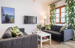 Amazing Home In Torrevieja With Kitchen