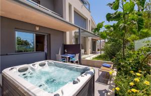 1 Bedroom Awesome Home In Rab 