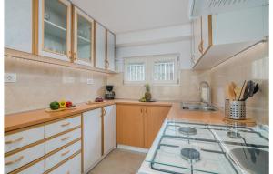 4 Bedroom Stunning Home In Omisalj 