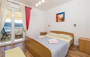 Beautiful Apartment In Stara Novalja With Wifi And 1 Bedrooms