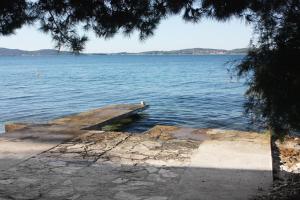 Apartments by the sea Bibinje, Zadar - 15707 