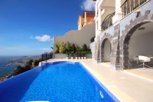 Balancal Apartments and Villas Palheiro Village