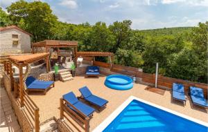 Lovely Home In Donji Zagon With House Sea View 