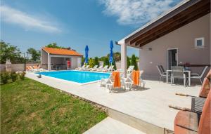 Gorgeous Home In Valtura With Wifi - 4hvězdičkové hotely ve městě Valtura