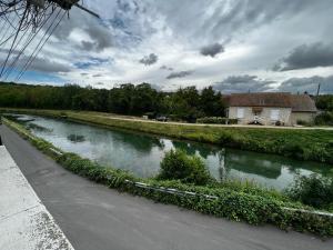 Appartements F2+ AU BORD DE L’EAU : photos des chambres