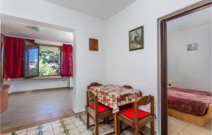 Gorgeous Apartment In Krk With Wifi 