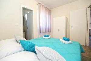 Apartments by the sea Cove Zastupac, Hvar - 8761