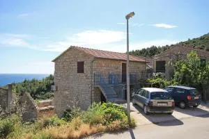 Apartments with a parking space Ivan Dolac, Hvar - 8797 - Ivan Dolac