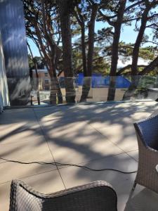 Luxury 3 bed flat with large terrace, sea views and hot tub