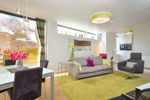 The Golf Flat, Westburn Lane