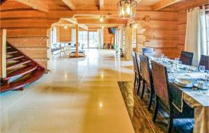 Nice Home In Ustka With Wifi