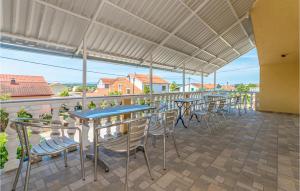 Awesome Apartment In Kakma With Wifi