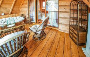 Nice Home In Ustka With Wifi