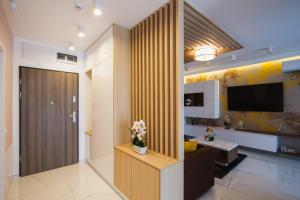 Romantic getaway at West Residence