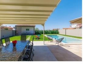 Villa Edi-heated pool & e-bike