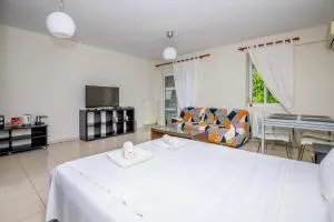 cozy kou-kou - Dhidhimótikhon