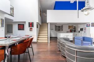 Maisons de vacances Loft d artiste au coeur du quartier Zola : photos des chambres