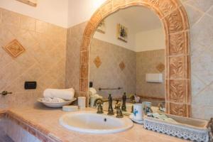 villa con immenso giardino img40