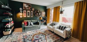 Pieni lomahuoneisto ja ulkoporeallas