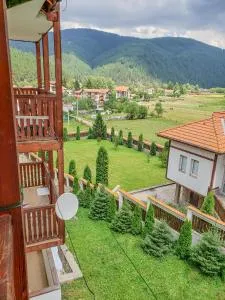 Forest Sunrise - Madzhare