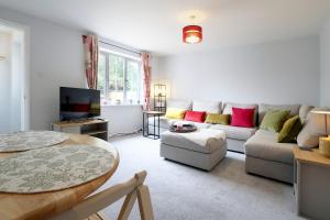 Pass the Keys Renovated Sunny Home Pass the Keys