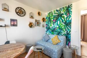 Appartements GuestReady - Colourful and Spacious Apt for 4pax in Drancy : photos des chambres