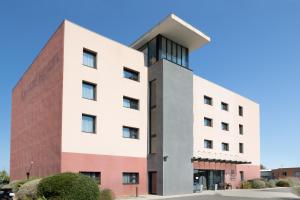 Hotels Holiday Inn Express - Marseille Airport, an IHG Hotel : photos des chambres