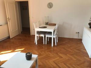 Apartments Ruža Mikelić