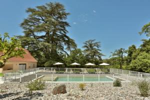 Hotels Hotel & Restaurant - Le Manoir des Cedres - piscine chauffee et climatisation : photos des chambres