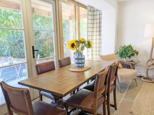 Hearnesbrook Barn , Emsworth