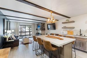 Luxurious 2 Bedroom Base Camp Condo - Steps from Kirkwood Village condo