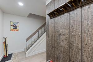 Luxurious 2 Bedroom Base Camp Condo - Steps from Kirkwood Village condo