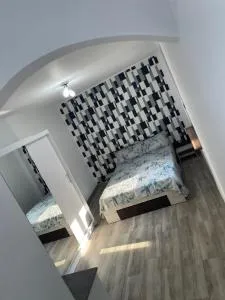 Garsoniera in olimp - Pelinul