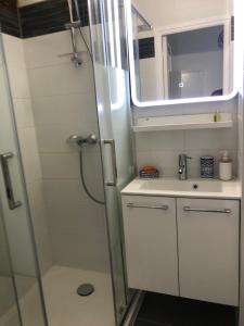 Appartement 2 personnes calme proche de la mer piscine tennis