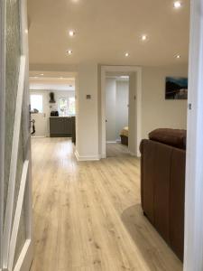 mySTAYINN Tomnahurich 3 Bedroom House