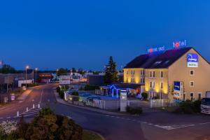 Hotels The Originals City, Hotel Macon Sud : photos des chambres