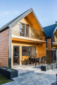 Huśtawka i Hamak - Domki z basenem nad morzem Ustka