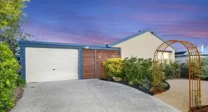 Seabreeze - Minutes from the Beach - Tootgarook