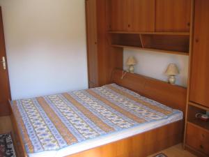 Apartments with parking space Supetarska Draga - Gonar, Rab - 4999