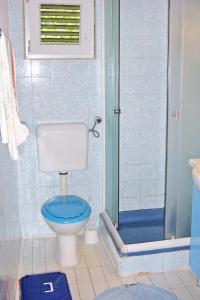 Apartments with a parking space Rogac, Solta - 5165