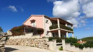 Apartments with a parking space Rukavac, Vis - 8839 - Podstražje